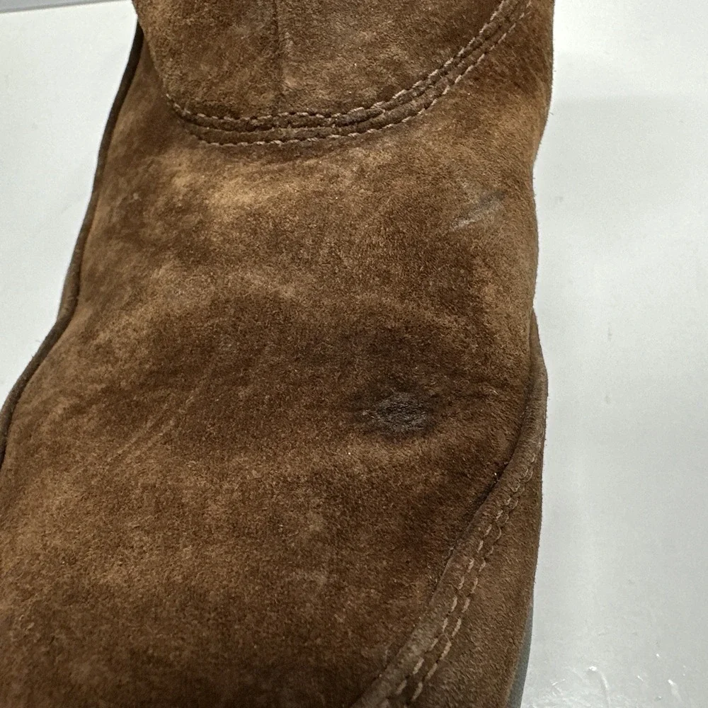 Patagonia Women's 9 Attlee Snap Dried Vanilla Insulated Primaloft Polartec Boots